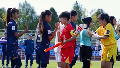 Trực tiếp U17 nữ Thái Lan 1-0 U17 nữ Việt Nam: Tiền đạo gốc Australia lập công 